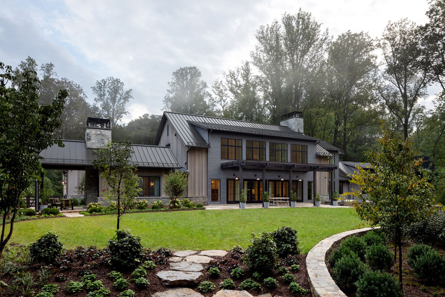 Millwood Residence :: ZEPHYR weathered Atlantic White Cedar