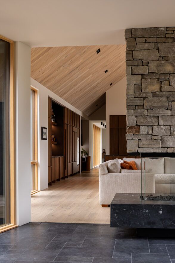CROOKED TREE LODGE :: NERO Exterior Cladding and AMITY European White ...