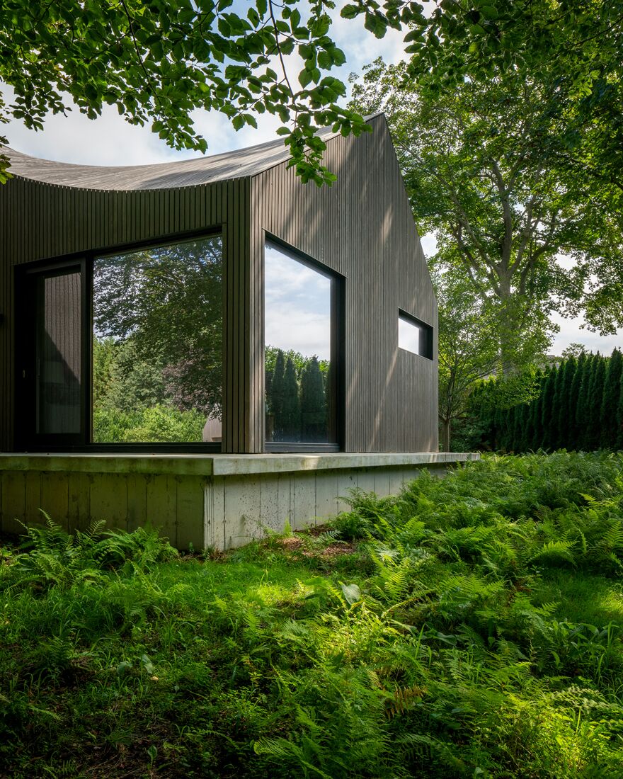 Six Square House :: IKIGAI charred FSC-Certified Accoya® - Three